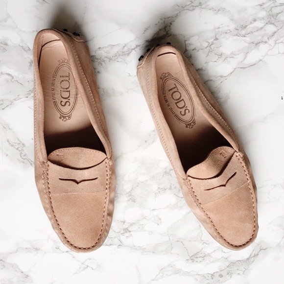 tod's pink suede loafers